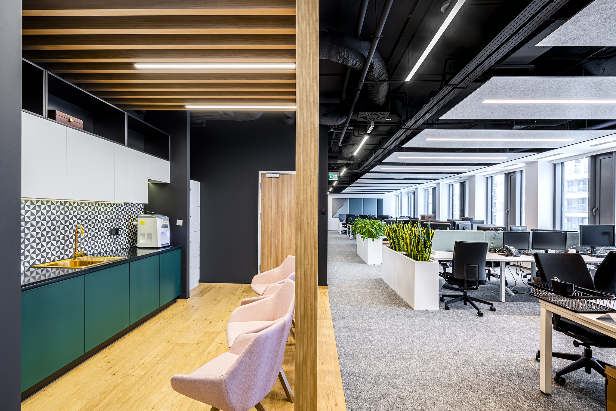 Allianz: Modern and functional office - Tétris-db